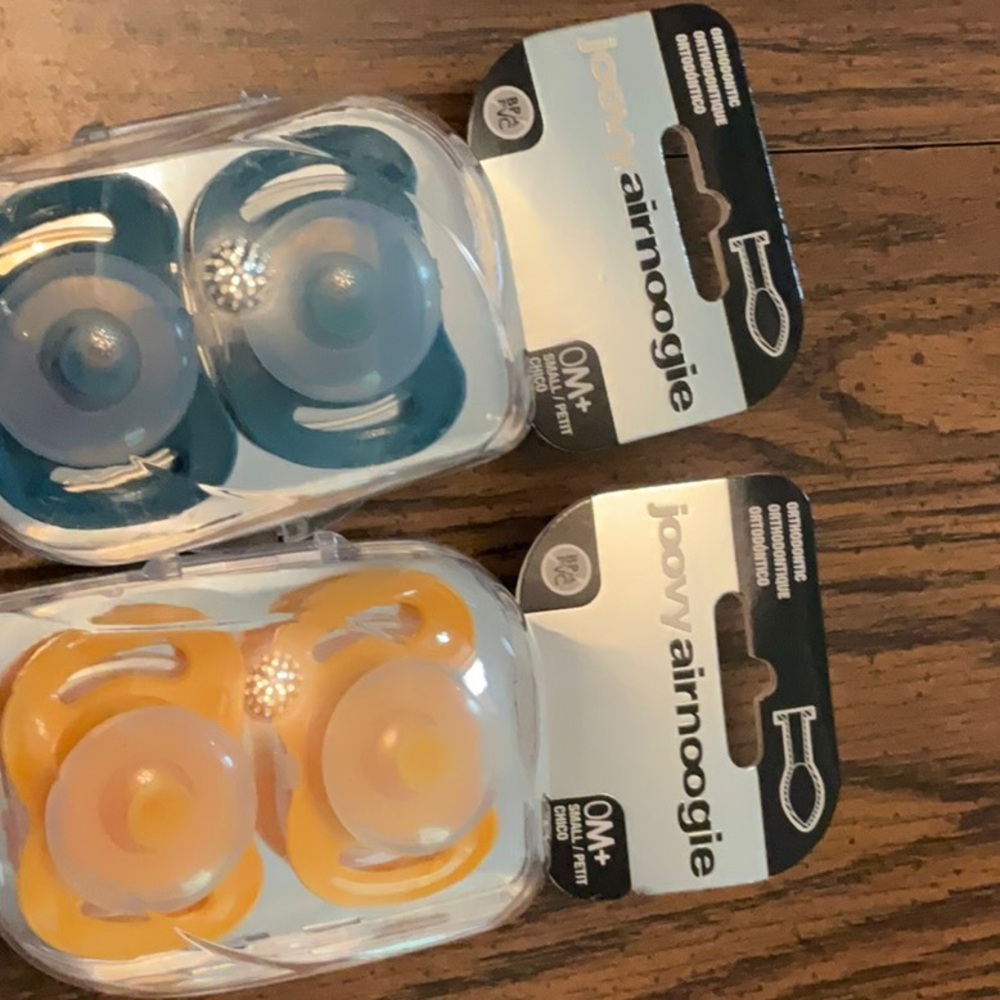 Joovy Airnoogie Pacifiers Set